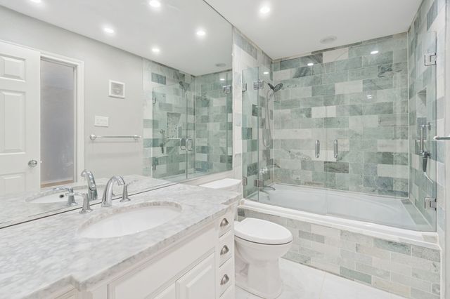 16301 Ledgemont Lane 263, Addison, TX 75001