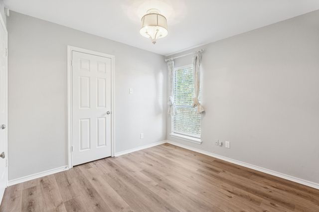 16301 Ledgemont Lane 263, Addison, TX 75001