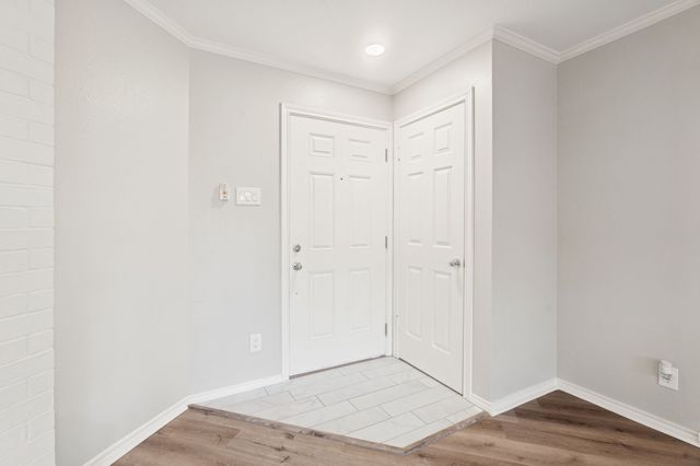 16301 Ledgemont Lane 263, Addison, TX 75001