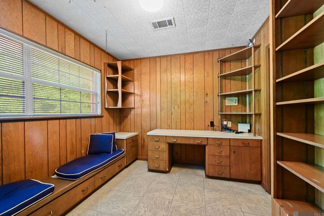 38517 La Hwy 74, Gonzales, LA 70737