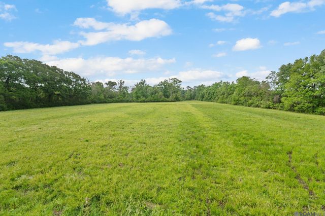 38517 La Hwy 74, Gonzales, LA 70737