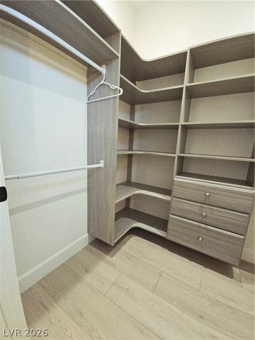 10724 Argents Hill Drive, Las Vegas, NV 89134