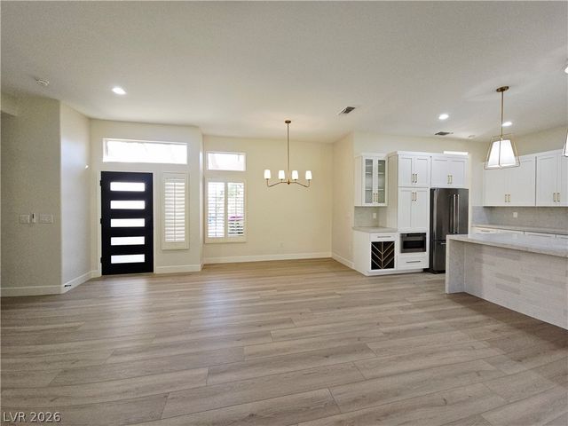 10724 Argents Hill Drive, Las Vegas, NV 89134