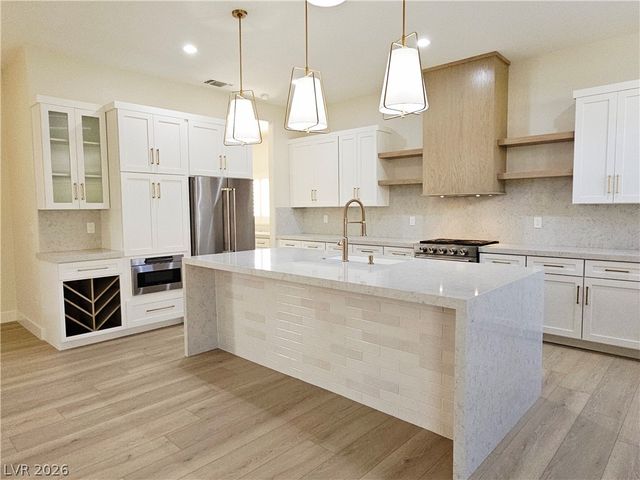 10724 Argents Hill Drive, Las Vegas, NV 89134