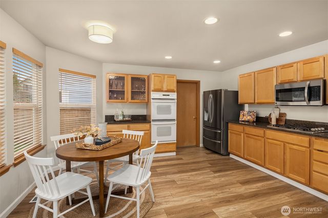 10116 224th Avenue NE, Redmond, WA 98053