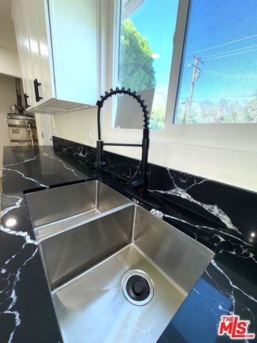 1530 W 21st Street, San Bernardino, CA 92411