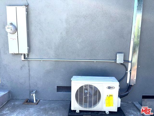 1530 W 21st Street, San Bernardino, CA 92411