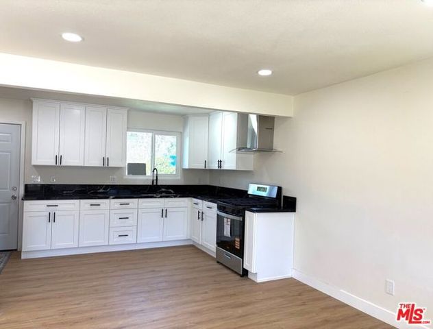 1530 W 21st Street, San Bernardino, CA 92411