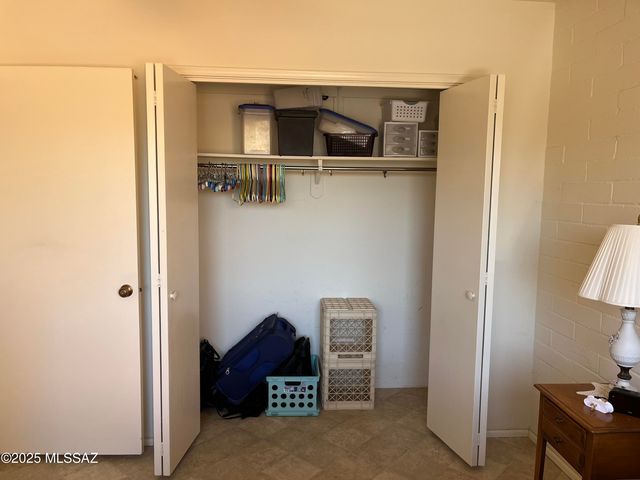 243 N Calle Del Diablo, Green Valley, AZ 85614