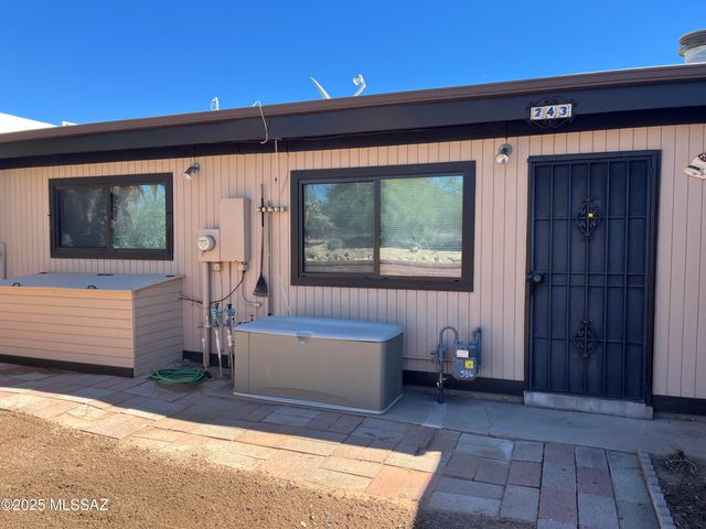 243 N Calle Del Diablo, Green Valley, AZ 85614