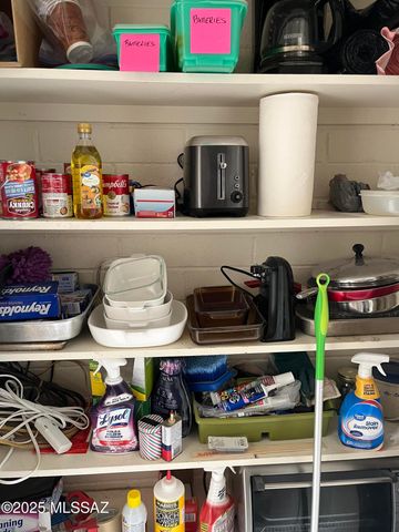 243 N Calle Del Diablo, Green Valley, AZ 85614