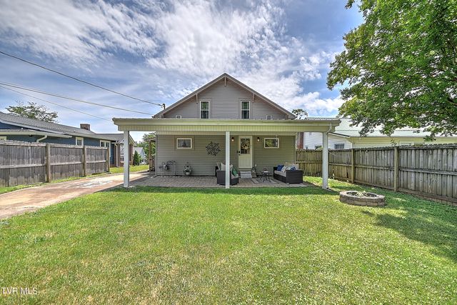 909 East Holston Avenue, Johnson City, TN 37601