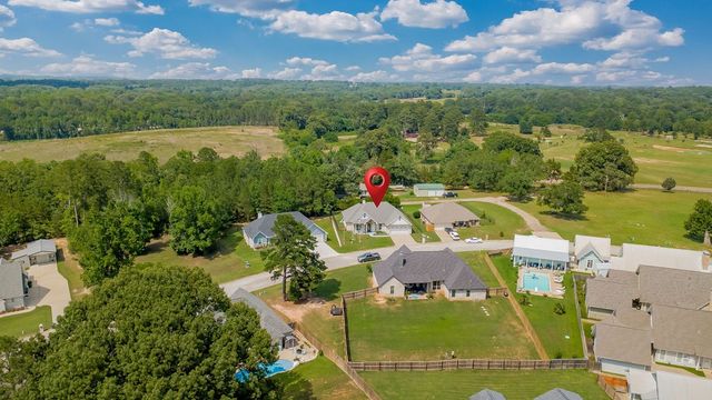 24058 Sun Ridge Road, Lindale, TX 75771
