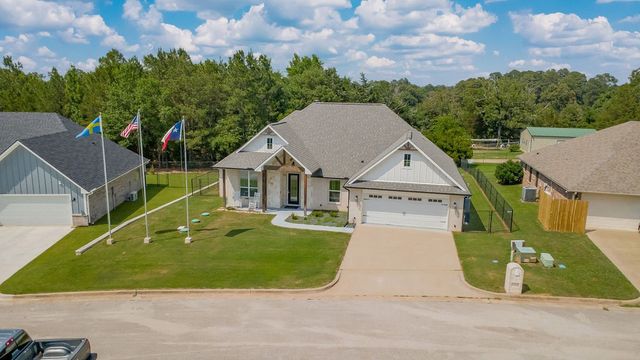 24058 Sun Ridge Road, Lindale, TX 75771