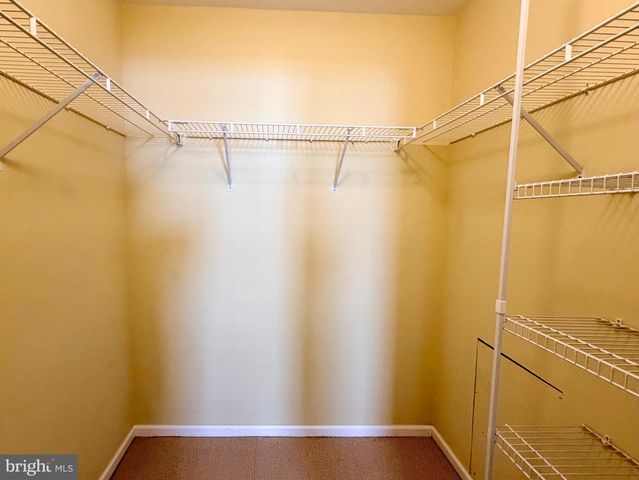 5504 ESSEX LA, Mount Laurel, NJ 08054