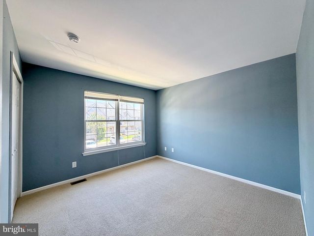 5504 ESSEX LA, Mount Laurel, NJ 08054