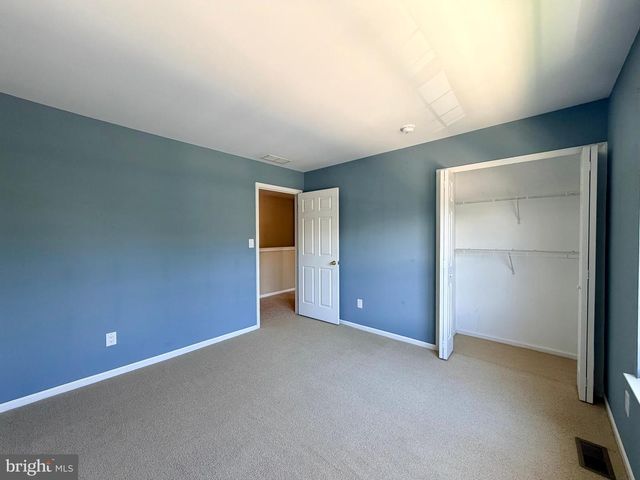 5504 ESSEX LA, Mount Laurel, NJ 08054