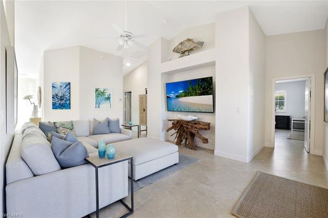 1174 Shenandoah CT, Marco Island, FL 34145