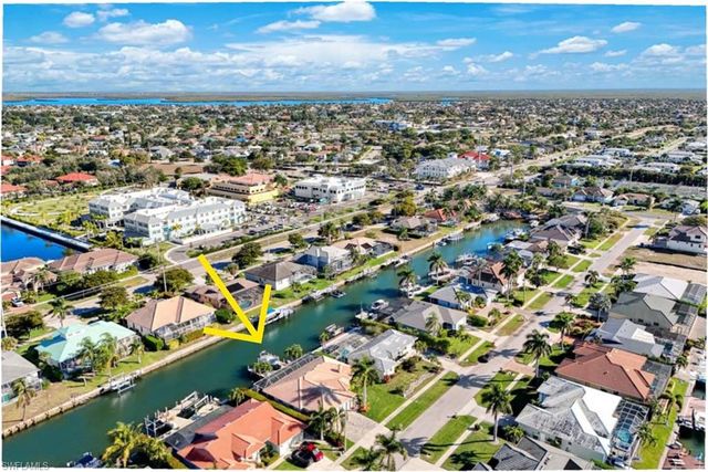 1174 Shenandoah CT, Marco Island, FL 34145