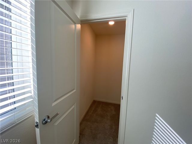 6882 Magenta Moon Street, North Las Vegas, NV 89086
