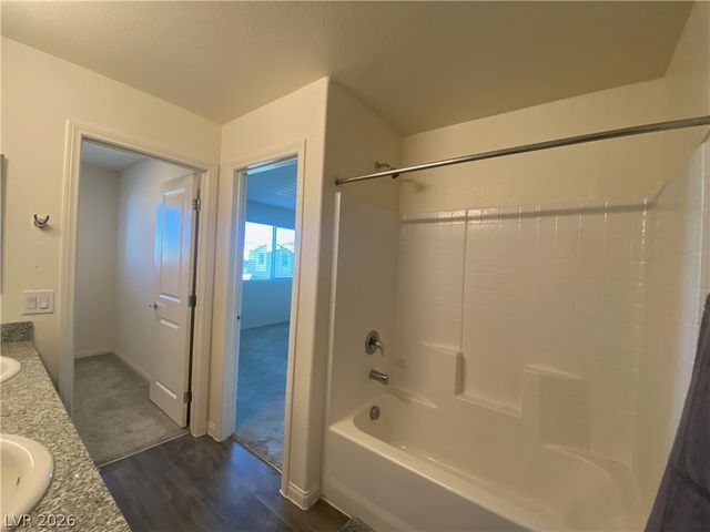 6882 Magenta Moon Street, North Las Vegas, NV 89086