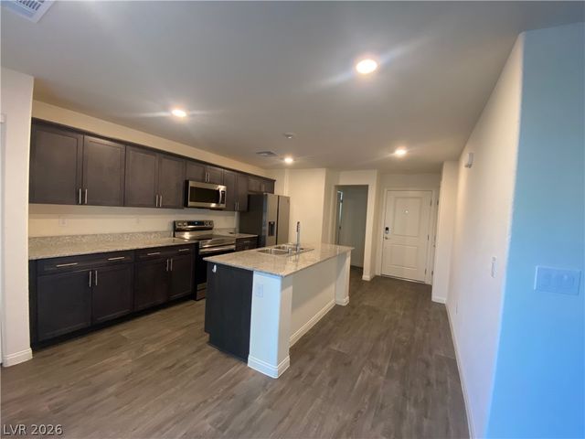 6882 Magenta Moon Street, North Las Vegas, NV 89086