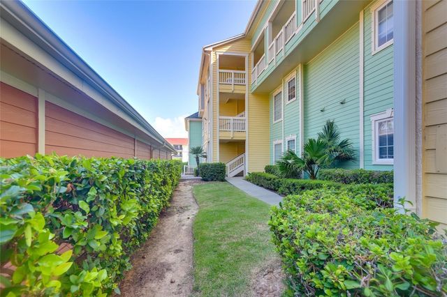 7000 Seawall Boulevard 914, Galveston, TX 77551