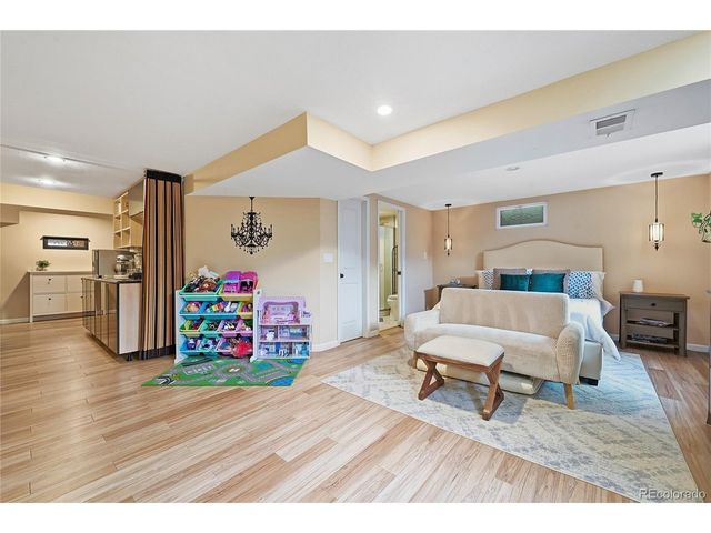 6651 E Ithaca Pl, Denver, CO 80237