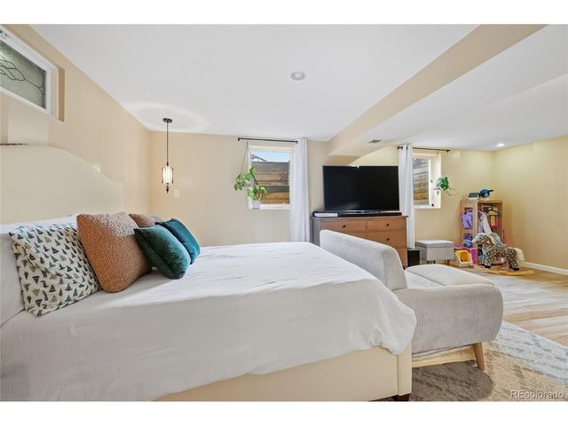 6651 E Ithaca Pl, Denver, CO 80237