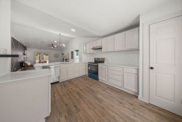 325 Chancellorsville Drive, Mesquite, TX 75149