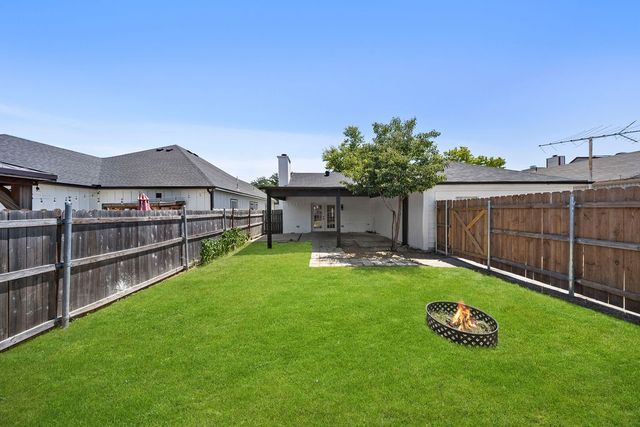 325 Chancellorsville Drive, Mesquite, TX 75149