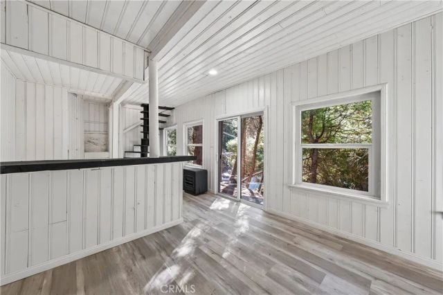 23740 Skyland, Crestline, CA 92325