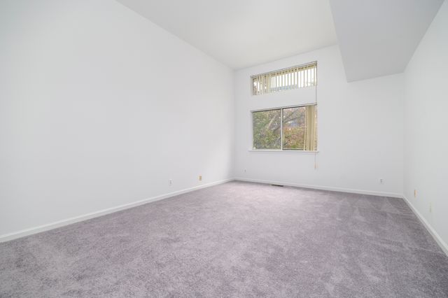 170 Forest Street APT 12, Stamford, CT 06901