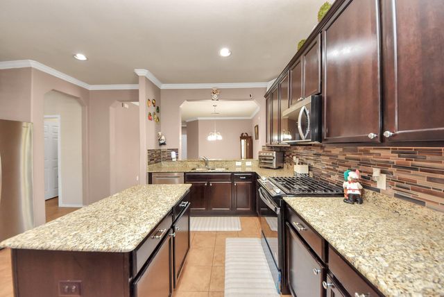 5810 Camelia Evergreen Lane, Richmond, TX 77407