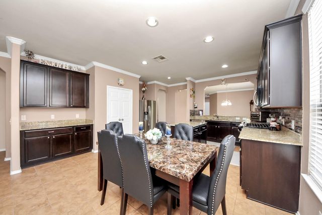 5810 Camelia Evergreen Lane, Richmond, TX 77407