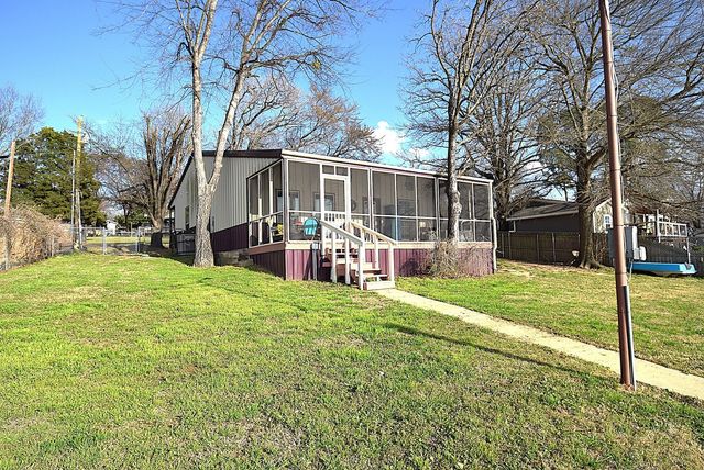 256 Sailfish Drive, Mabank, TX 75156