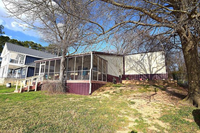 256 Sailfish Drive, Mabank, TX 75156