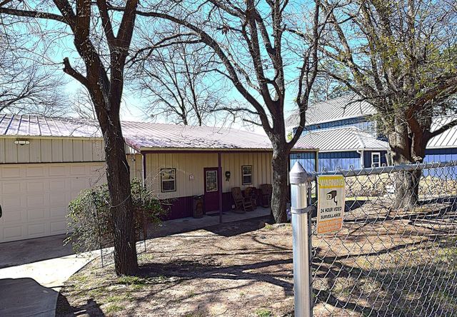 256 Sailfish Drive, Mabank, TX 75156