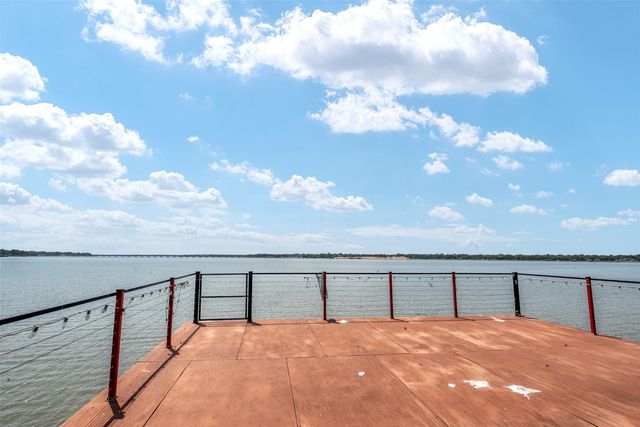256 Sailfish Drive, Mabank, TX 75156
