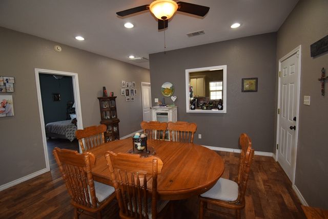 256 Sailfish Drive, Mabank, TX 75156