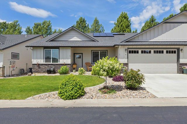 1109 N Country Club Dr, Deer Park, WA 99006