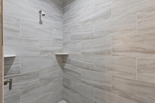 1109 N Country Club Dr, Deer Park, WA 99006