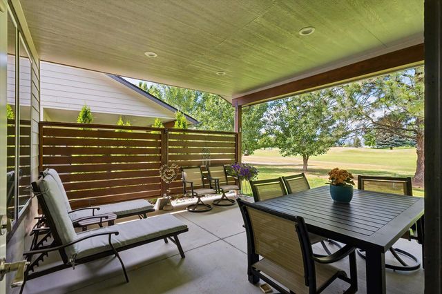 1109 N Country Club Dr, Deer Park, WA 99006