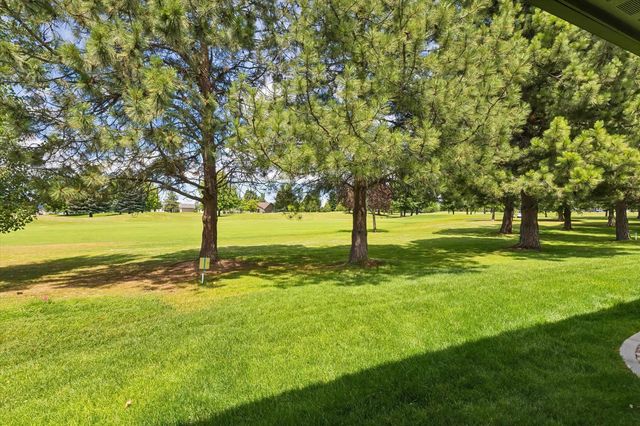 1109 N Country Club Dr, Deer Park, WA 99006