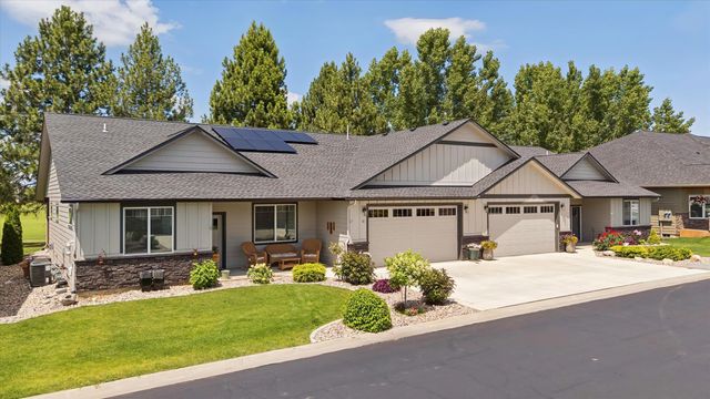 1109 N Country Club Dr, Deer Park, WA 99006