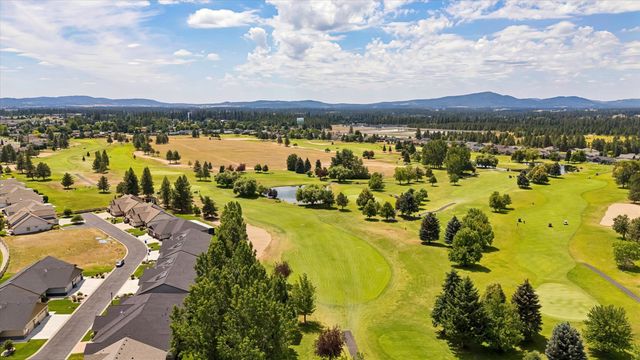1109 N Country Club Dr, Deer Park, WA 99006