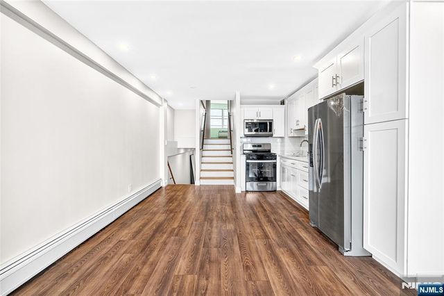 899 Boulevard East 4O, Weehawken, NJ 07086
