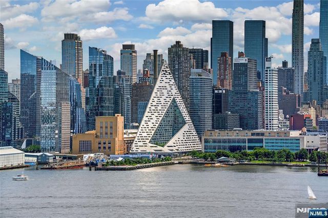 899 Boulevard East 4O, Weehawken, NJ 07086