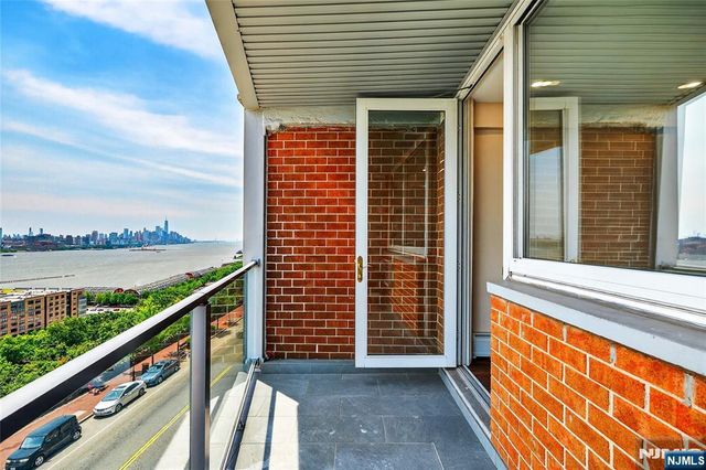 899 Boulevard East 4O, Weehawken, NJ 07086