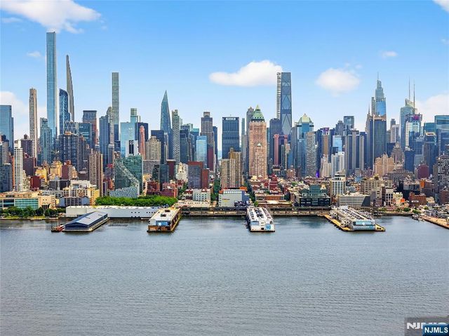 899 Boulevard East 4O, Weehawken, NJ 07086